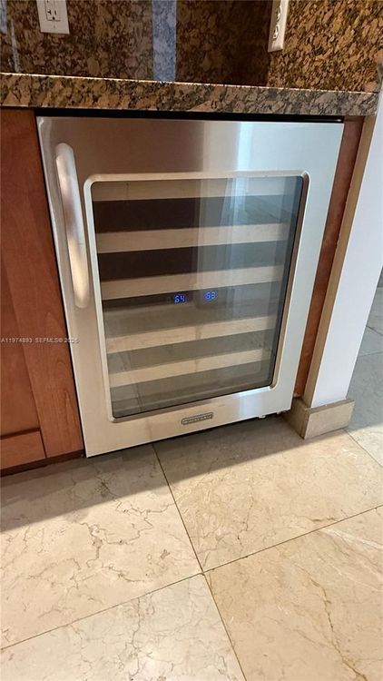 Valencia Grande #305 image #13