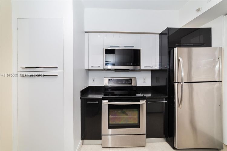 Porto Bellagio #1815 image #12