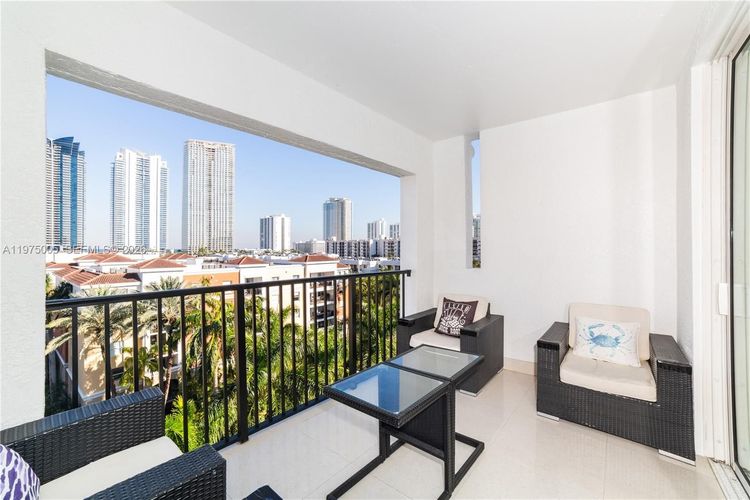 Porto Bellagio #1815 image #25