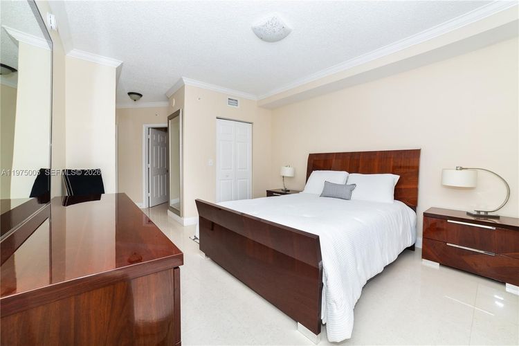 Porto Bellagio #1815 image #9