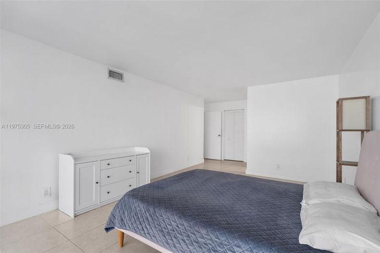 Oceanview Park #1001 image #15