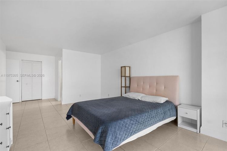 Oceanview Park #1001 image #16