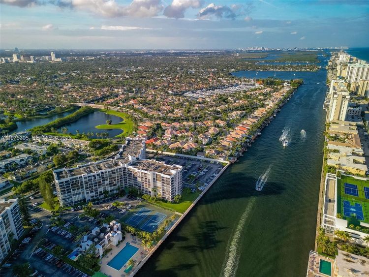 Oceanview Park #1001 image #27