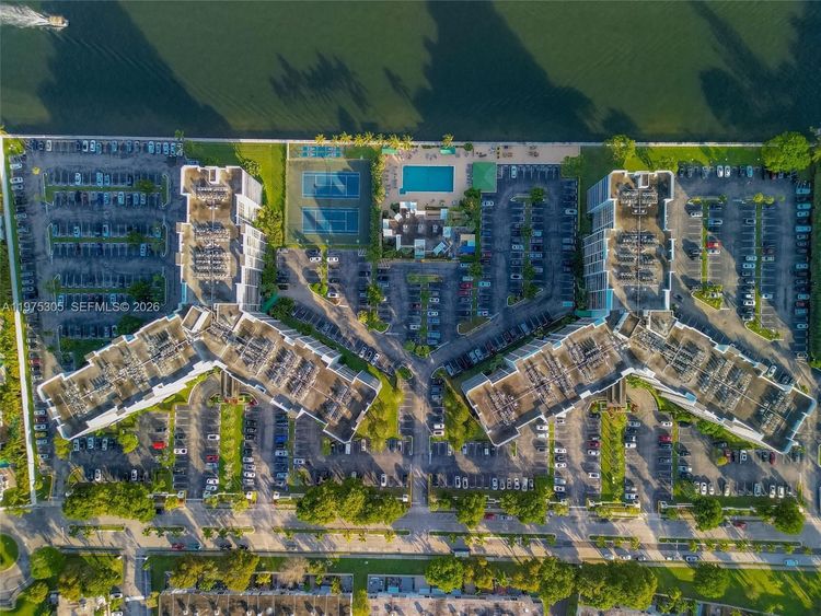 Oceanview Park #1001 image #28