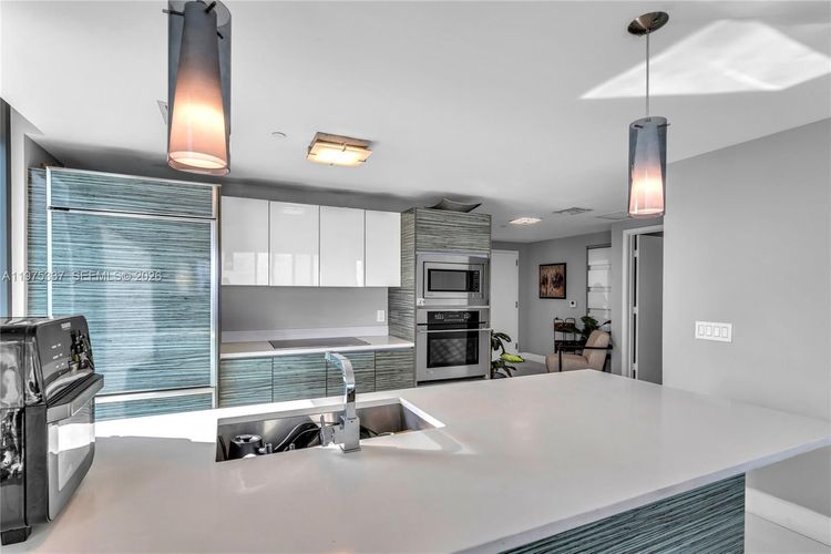 Icon Bay #1708 image #32