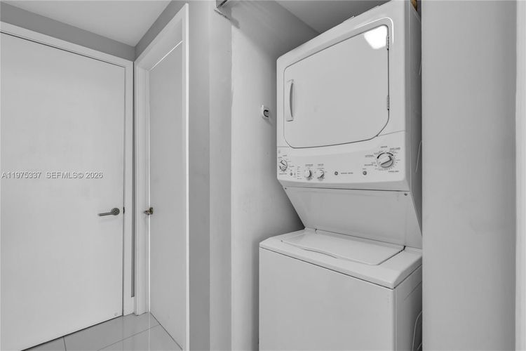 Icon Bay #1708 image #41