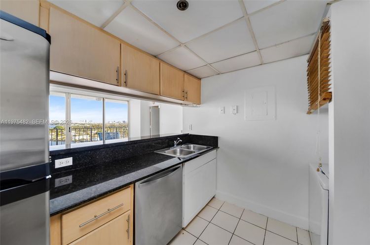 Grand View Palace #1917 image #14