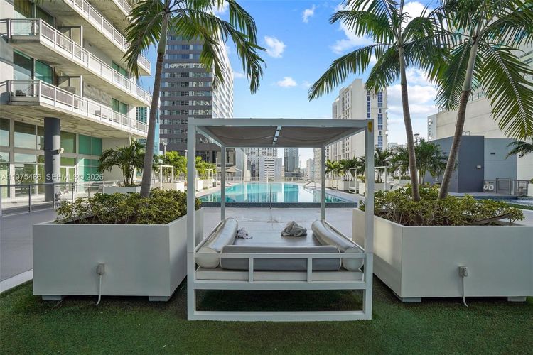 Neo Vertika #2730 image #42