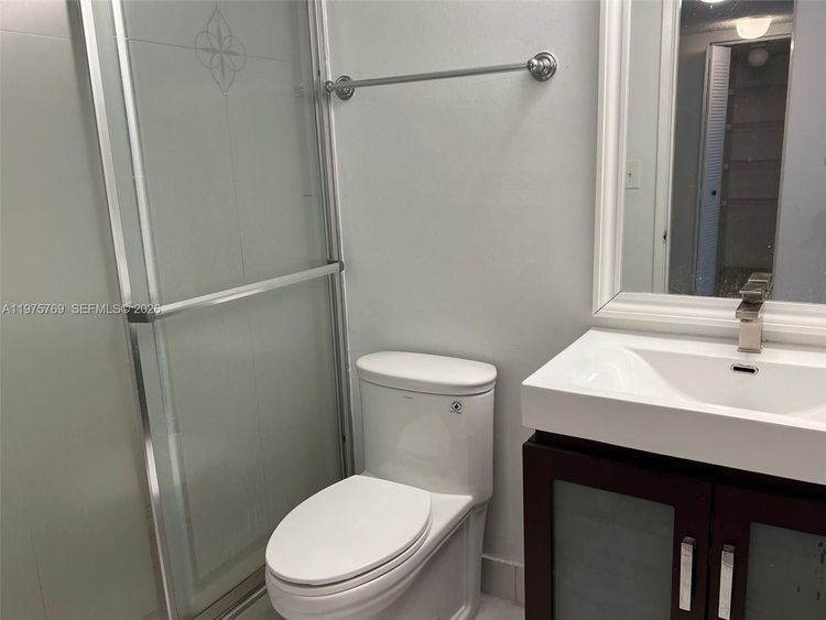 Madison Downtown #W-1808 image #14