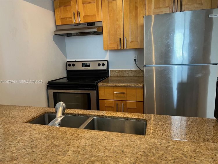 Madison Downtown #W-1808 image #15