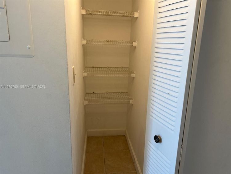 Madison Downtown #W-1808 image #17