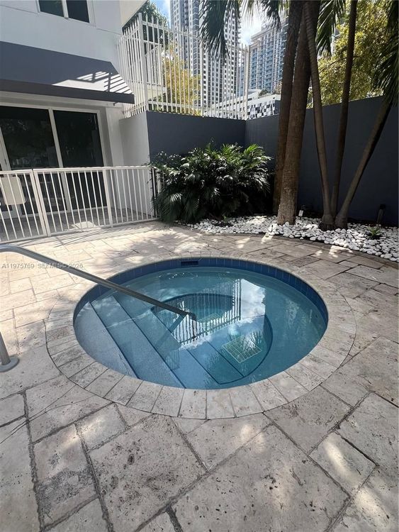 Madison Downtown #W-1808 image #31