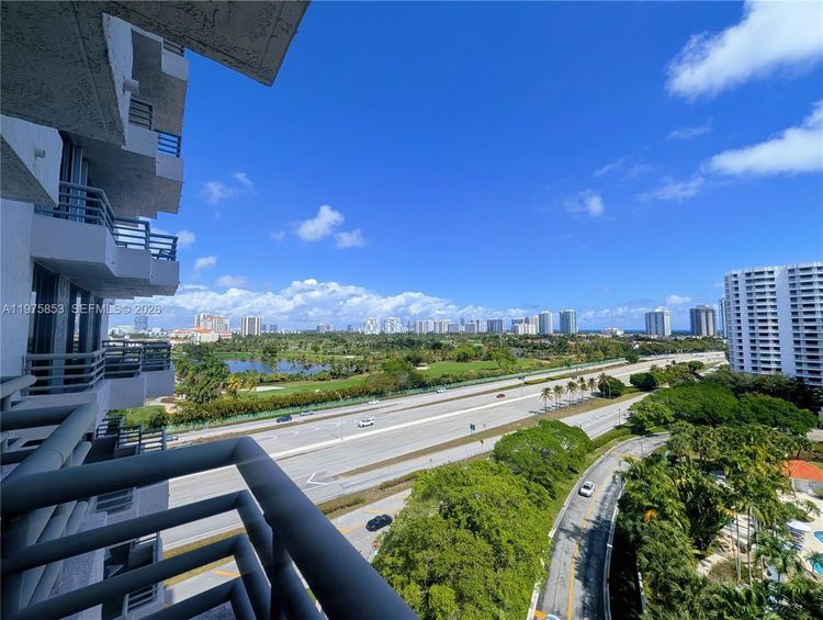 Parc Central South #1208 image #19