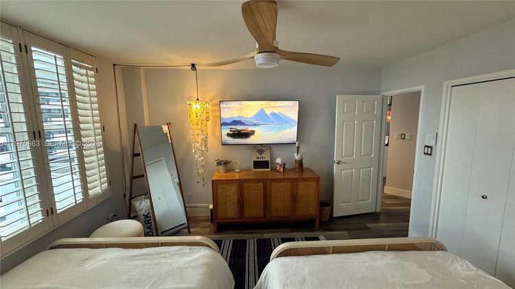 Seacoast 5151 #1012 image #13