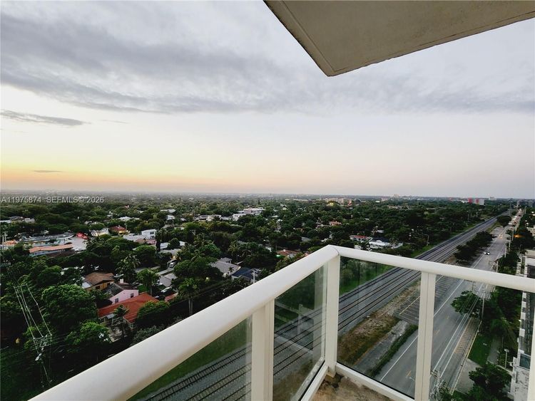 Baltus House #810 image #13