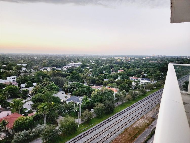 Baltus House #810 image #20