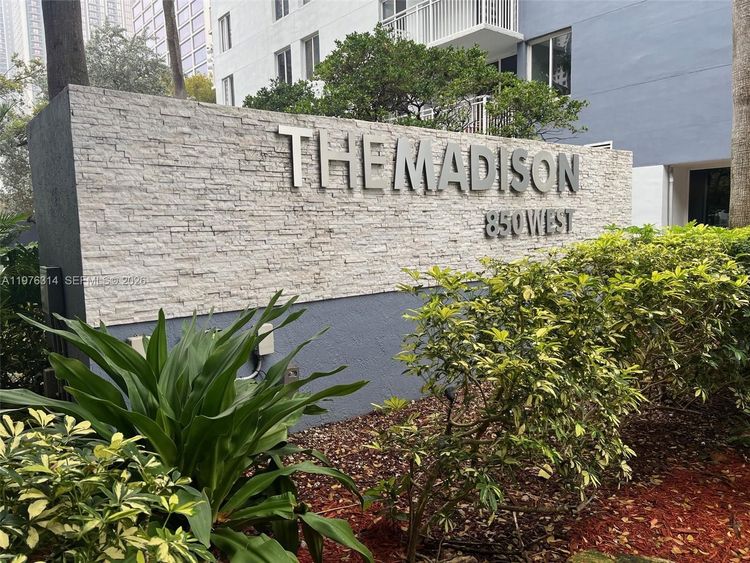 Madison Downtown #W-1806 image #10