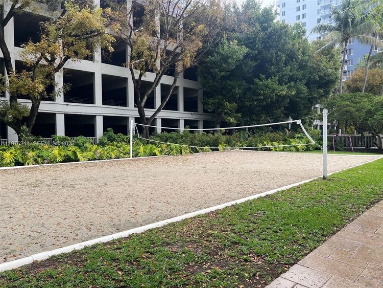 Madison Downtown #W-1806 image #11