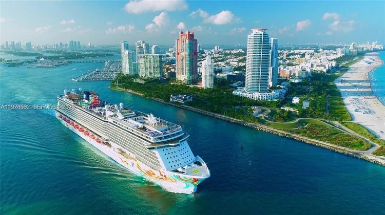 Portofino Tower #801 image #47