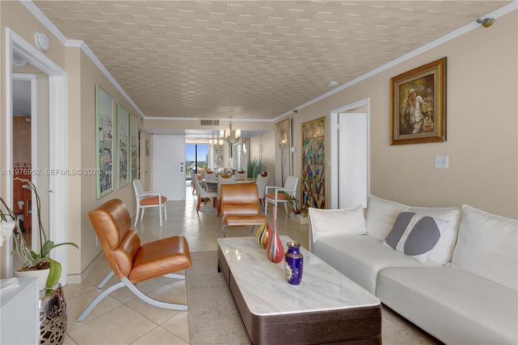 Winston Towers #1006 image #13