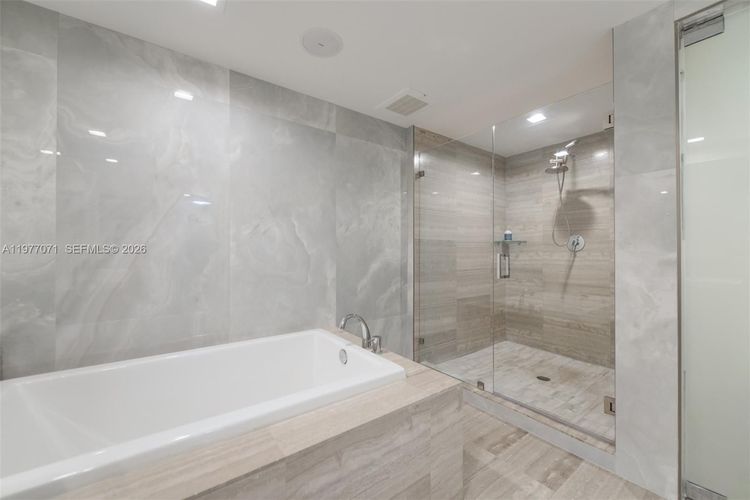 Apogee Beach #402 image #18