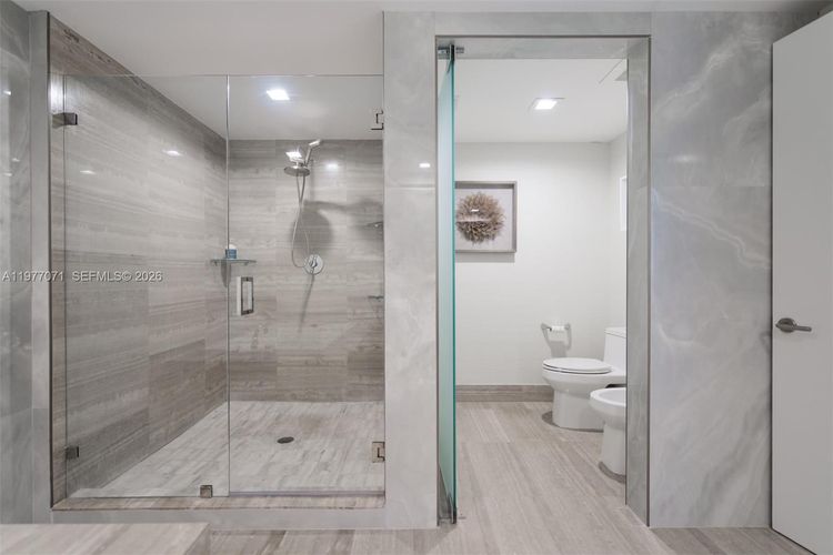 Apogee Beach #402 image #19