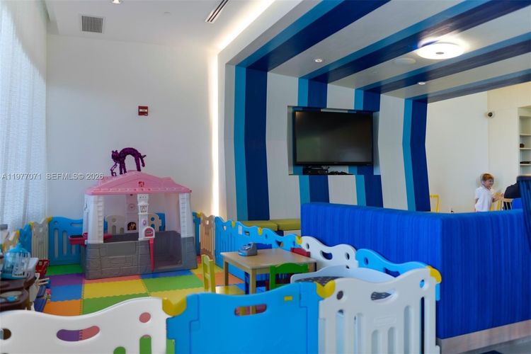 Apogee Beach #402 image #31