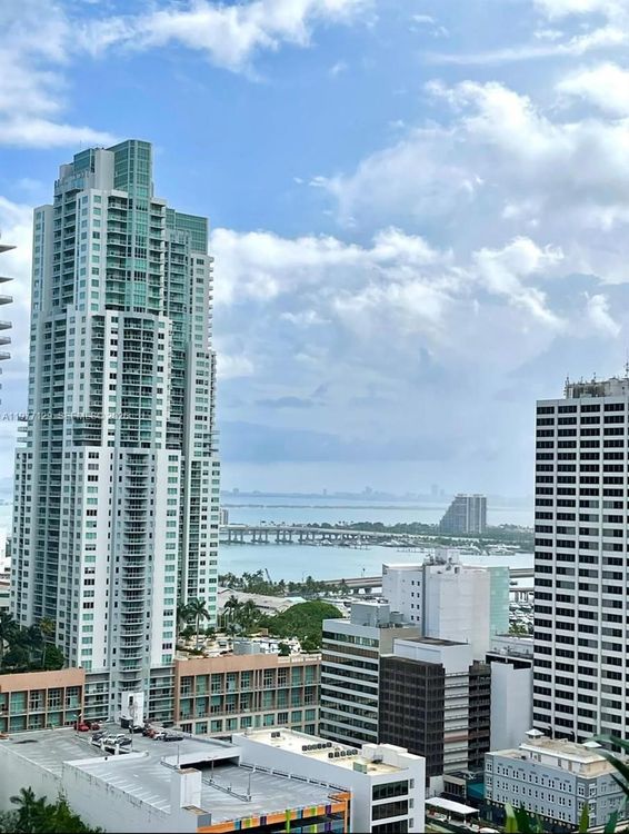 Centro #2406 image #10