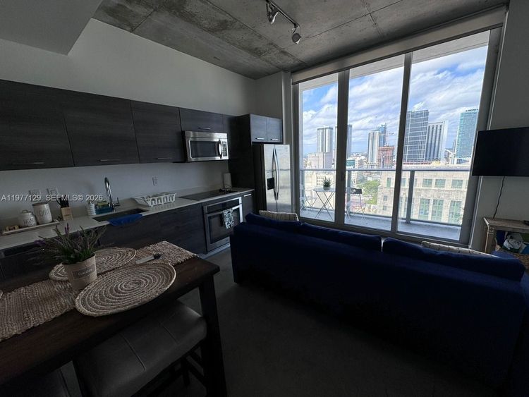 Centro #2406 image #8