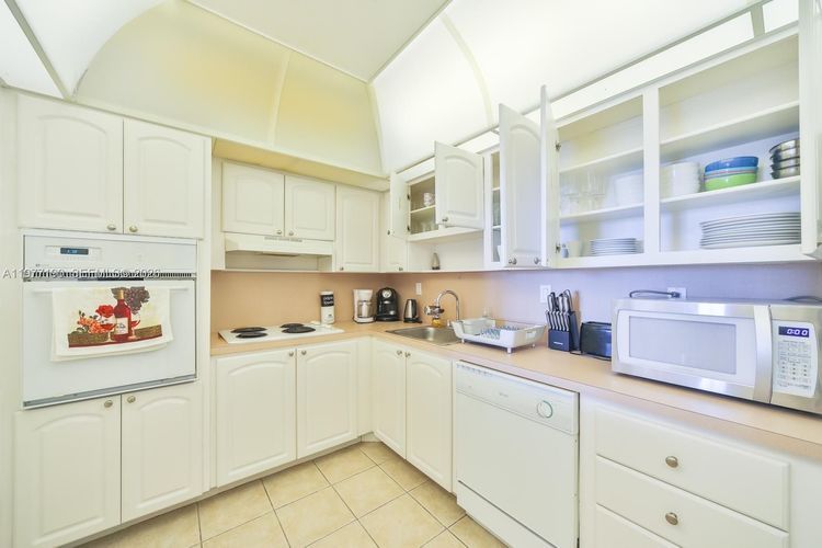 Ocean Reserve #622 image #14