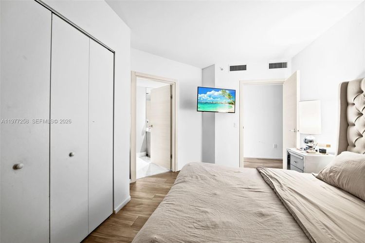 SLS Lux Brickell #2705 image #12