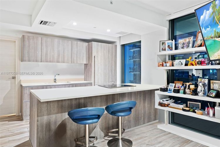 SLS Lux Brickell #2705 image #6