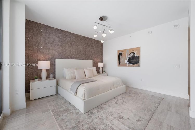 100 Las Olas #3201 image #12