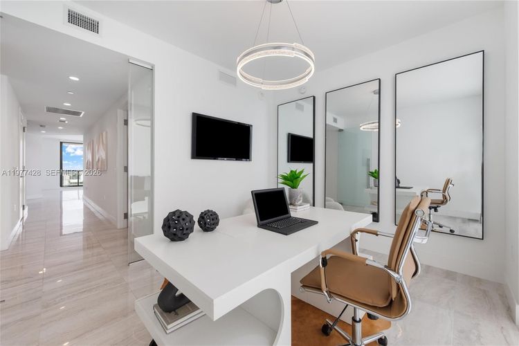 100 Las Olas #3201 image #24