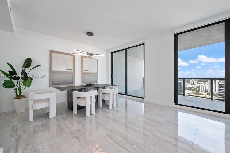 100 Las Olas #3201 image #7