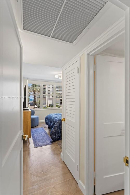 Seacoast 5700 #3A image #21