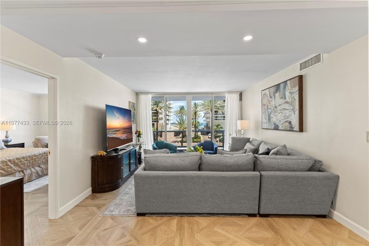 Seacoast 5700 #3A image #8