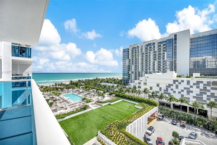 Roney Palace #802 image #7