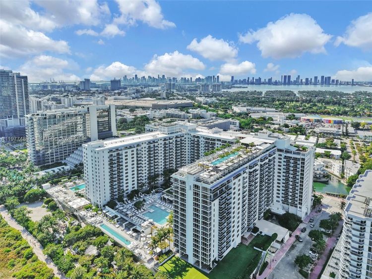 Roney Palace #802 image #8