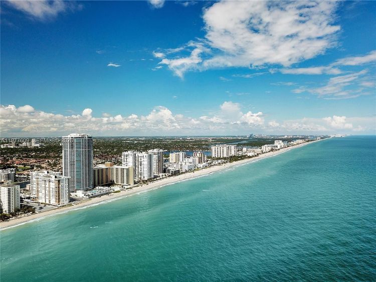 The Wave Condominium #1414 (Available March 30) image #72