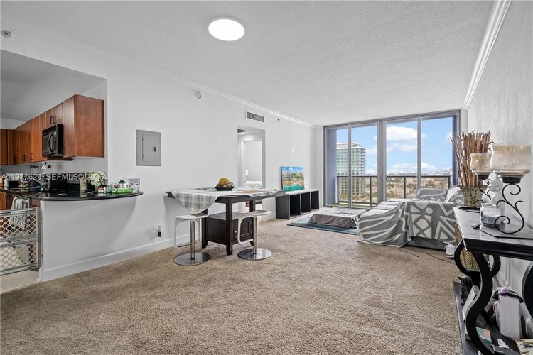 401 Blu Condo #PH109 image #10