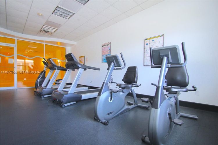 401 Blu Condo #PH109 image #6