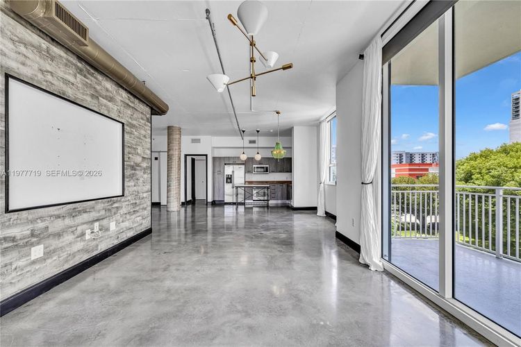 Uptown Lofts #504 image #10