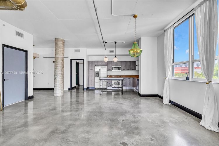 Uptown Lofts #504 image #11