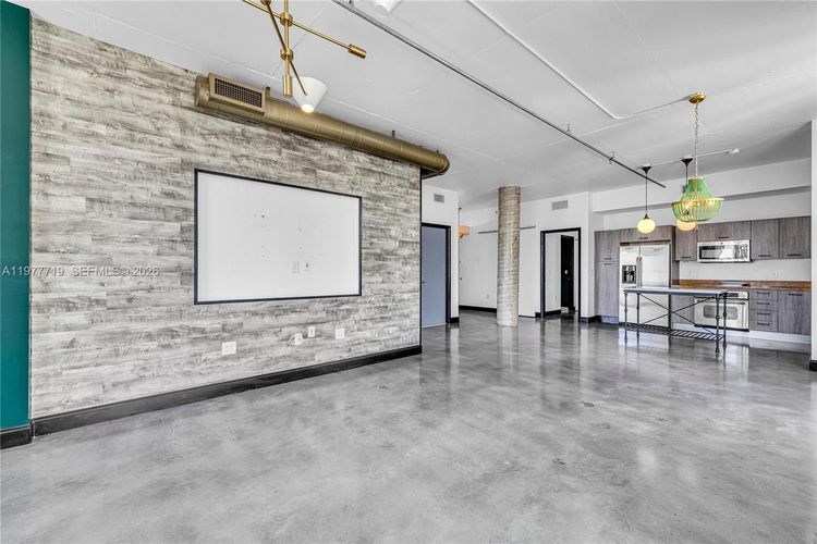 Uptown Lofts #504 image #15