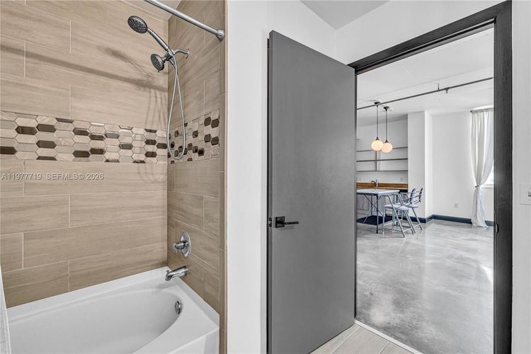 Uptown Lofts #504 image #21