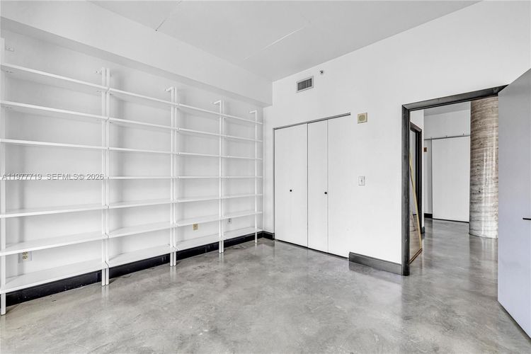 Uptown Lofts #504 image #32