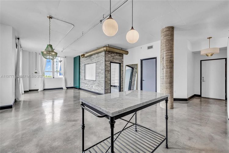 Uptown Lofts #504 image #7