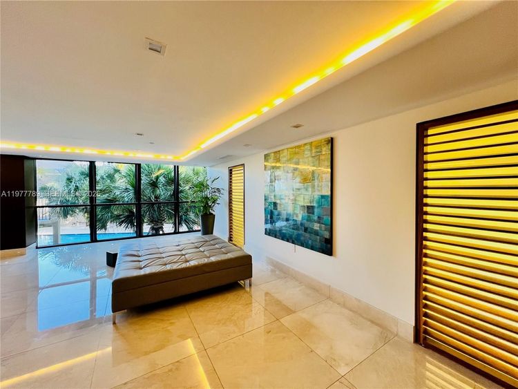 Brickell Key II #202 image #23