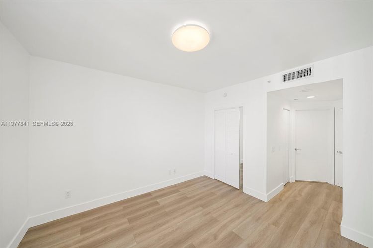 Green Diamond #2507 image #14